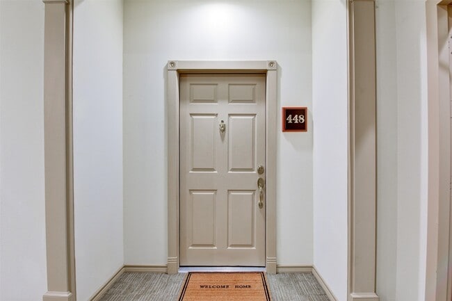 Building Photo - 2400 McCue Rd