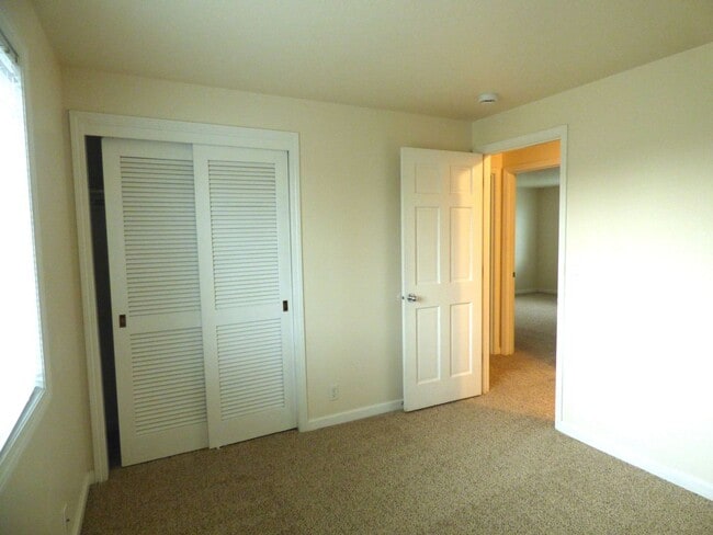 Building Photo - 3 bed 2 bath Home in North Salem