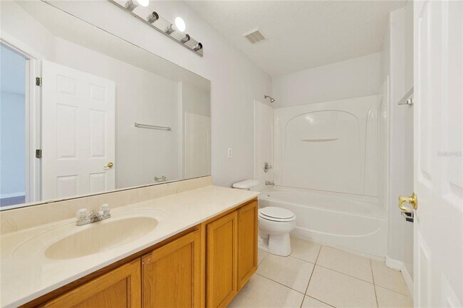 Building Photo - 2725 Portchester Ct