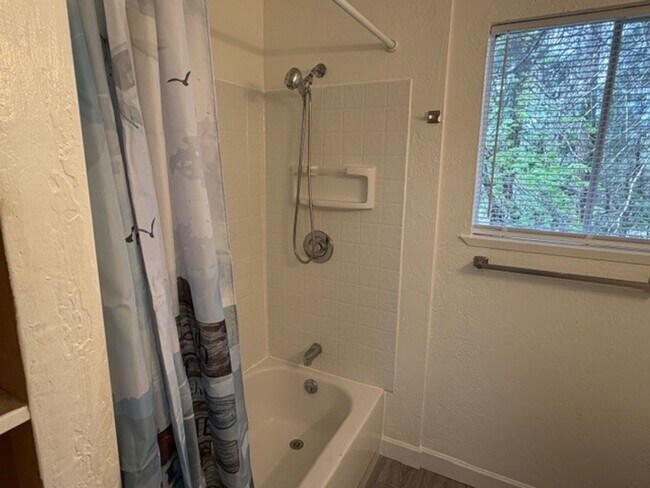 Building Photo - Charming 2-Bedroom Loft-Style Home in the Heart of Twain Harte