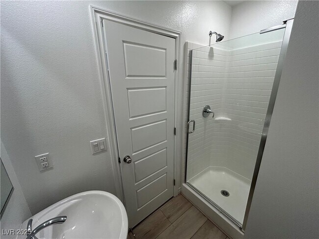 Building Photo - 326 Owens Peak Dr