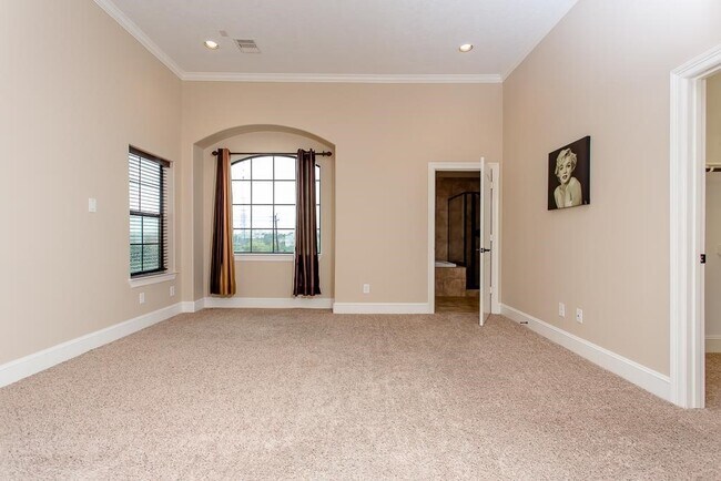 Building Photo - 1106 Hempstead Villa Ln