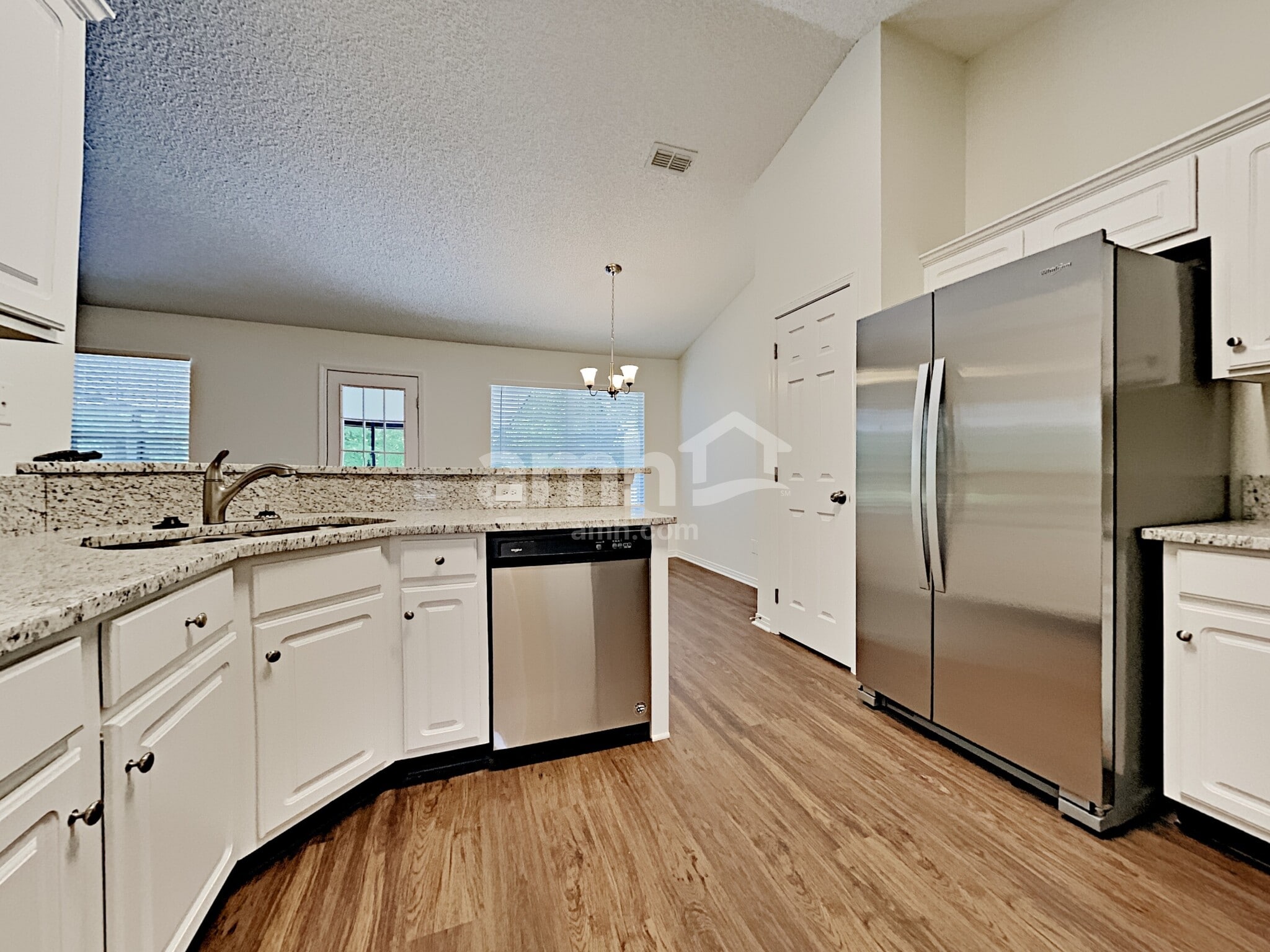 Building Photo - 5359 Vivera Ln