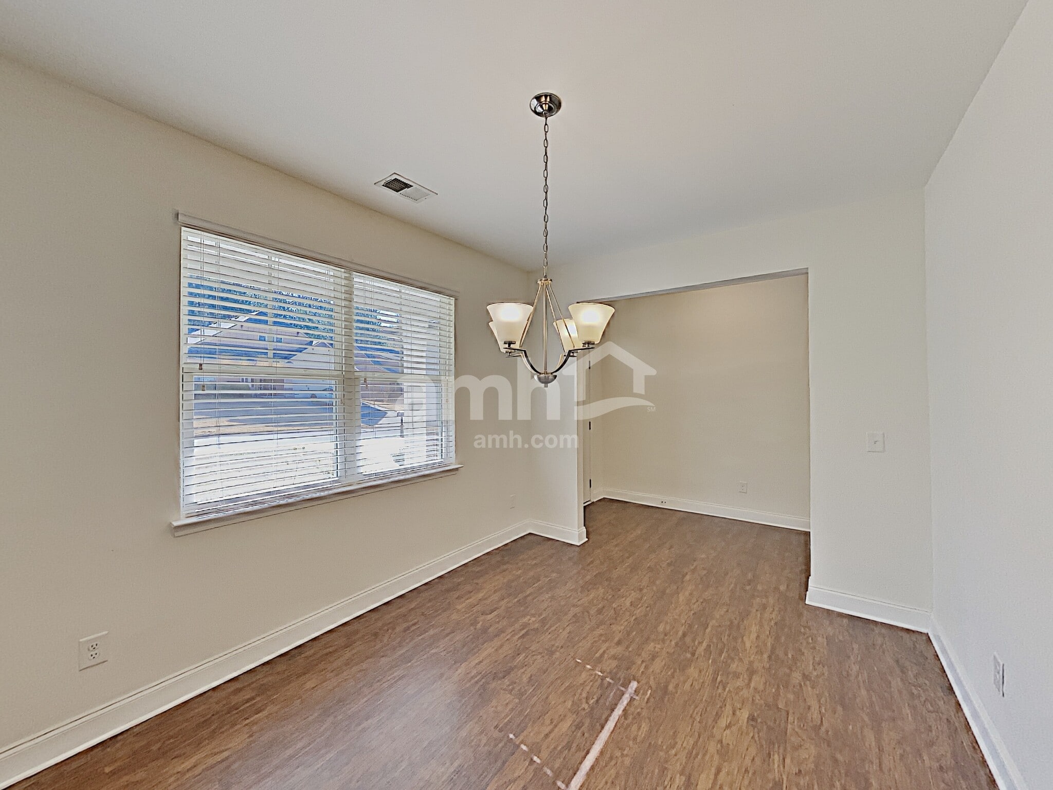 Building Photo - 209 McBee Pl