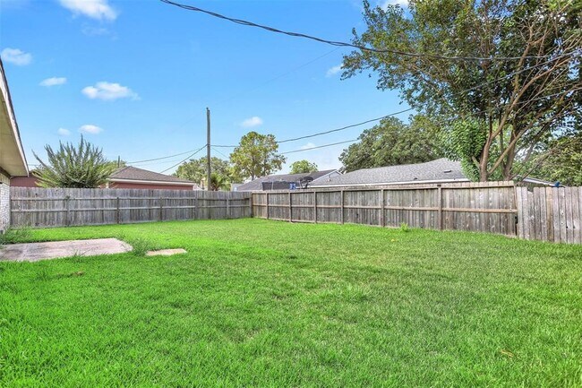 Building Photo - 11218 Sageview Dr