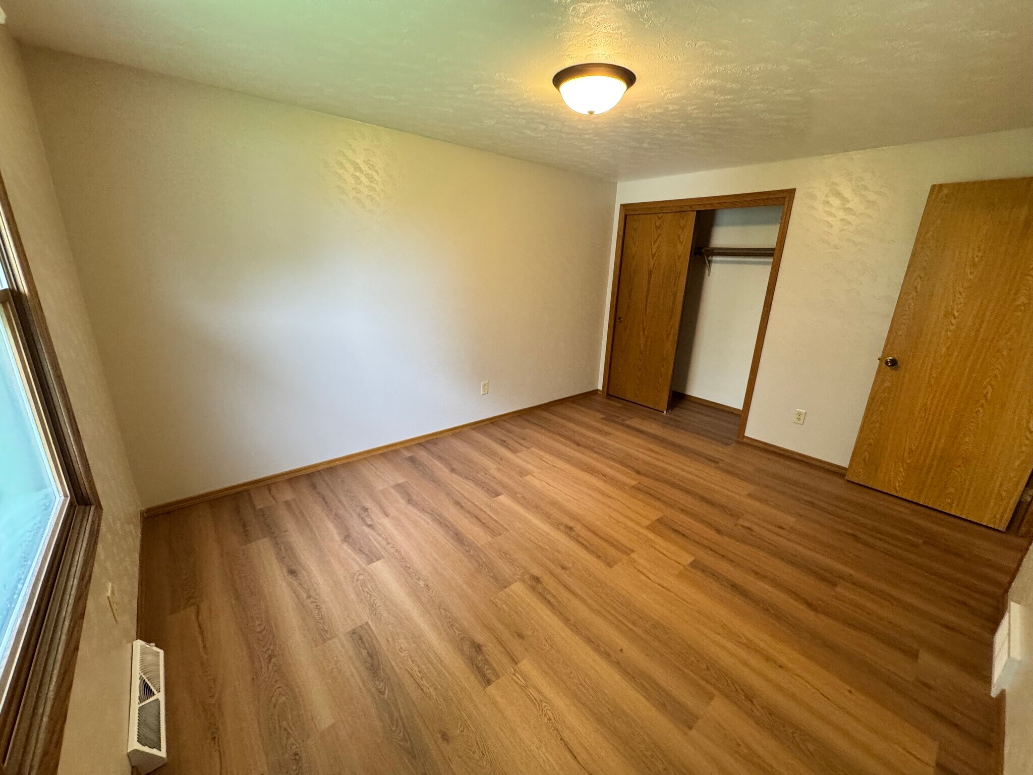 Building Photo - 2412 E Ridge Ter