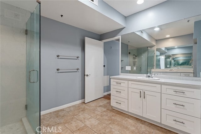 Building Photo - 5350 White Oak Ave