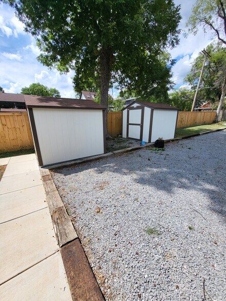 8 x 10 storage unit for each apartment - 1512A Sweetbriar Ave