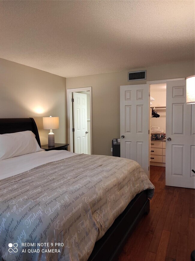 Building Photo - 3000 NW 48th Terrace