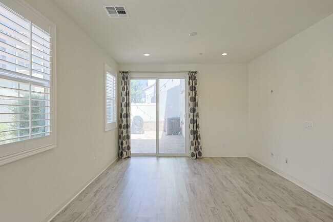 Building Photo - 4110 Mission Tree Way