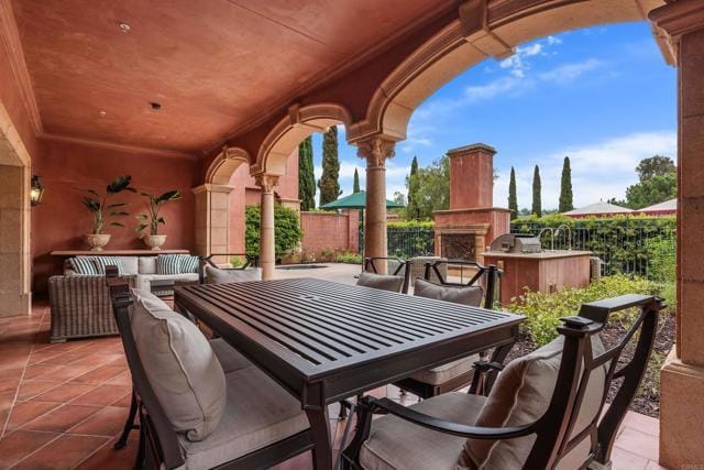 Building Photo - 5220 Grand Del Mar Way