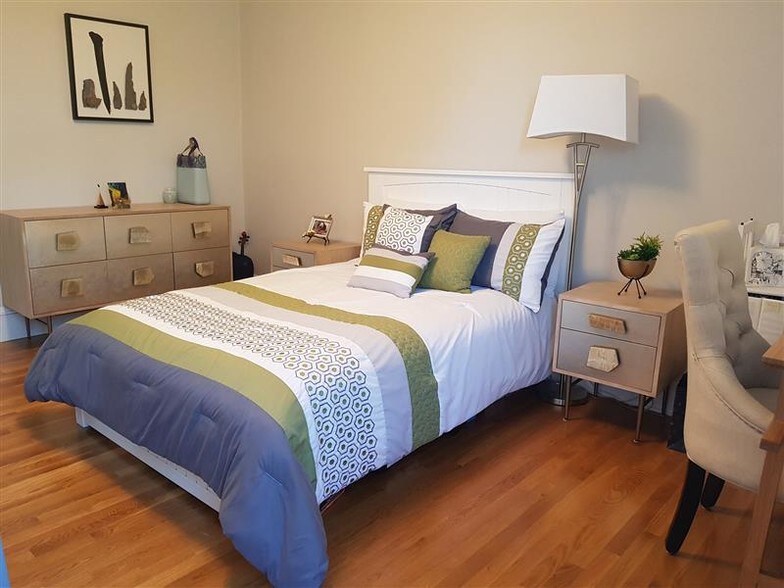 Building Photo - 22 Concord Ave