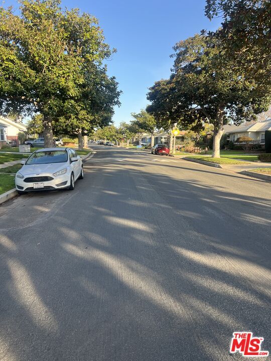 Building Photo - 8536 McConnell Ave