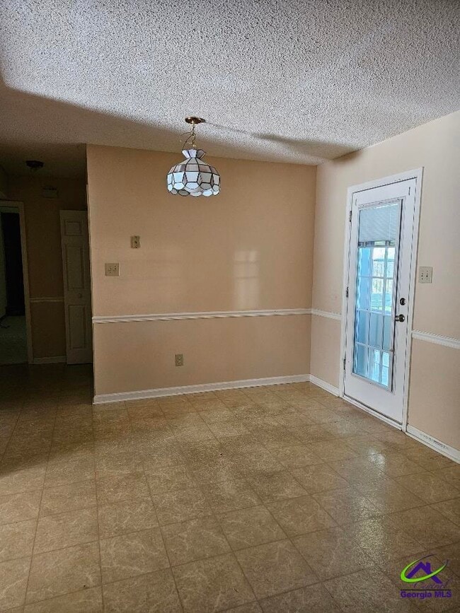 Building Photo - 103 Hunters Glen