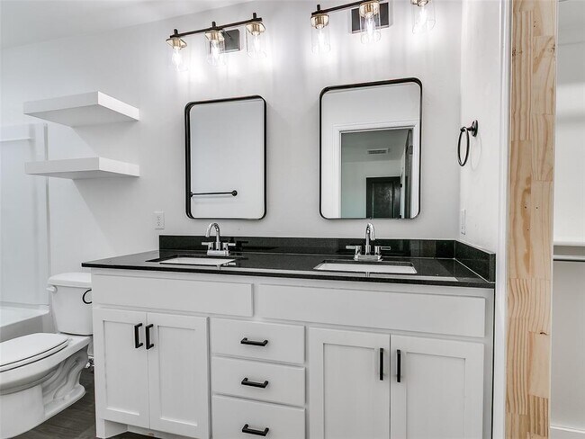 Building Photo - 13000 NW 3rd St