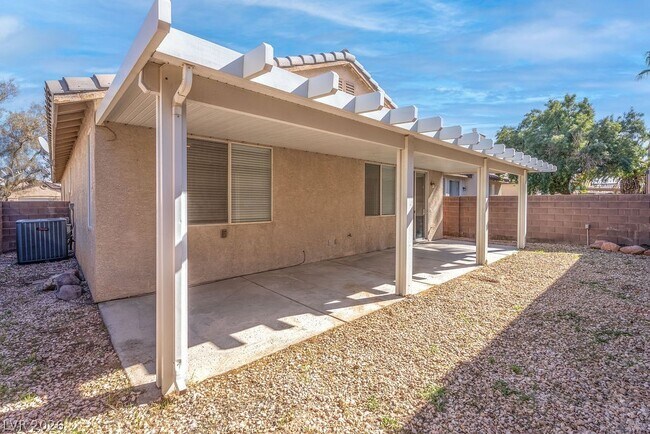 Building Photo - 9129 Drifting Bay St