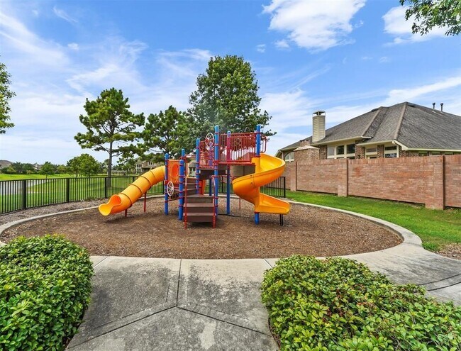 Building Photo - 2501 Shady Falls Ln