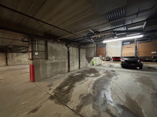 Building Photo - 1110 3rd Ave N