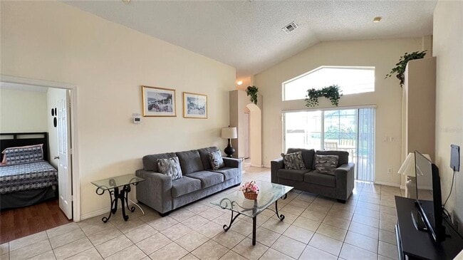 Building Photo - 2676 Autumn Creek Cir