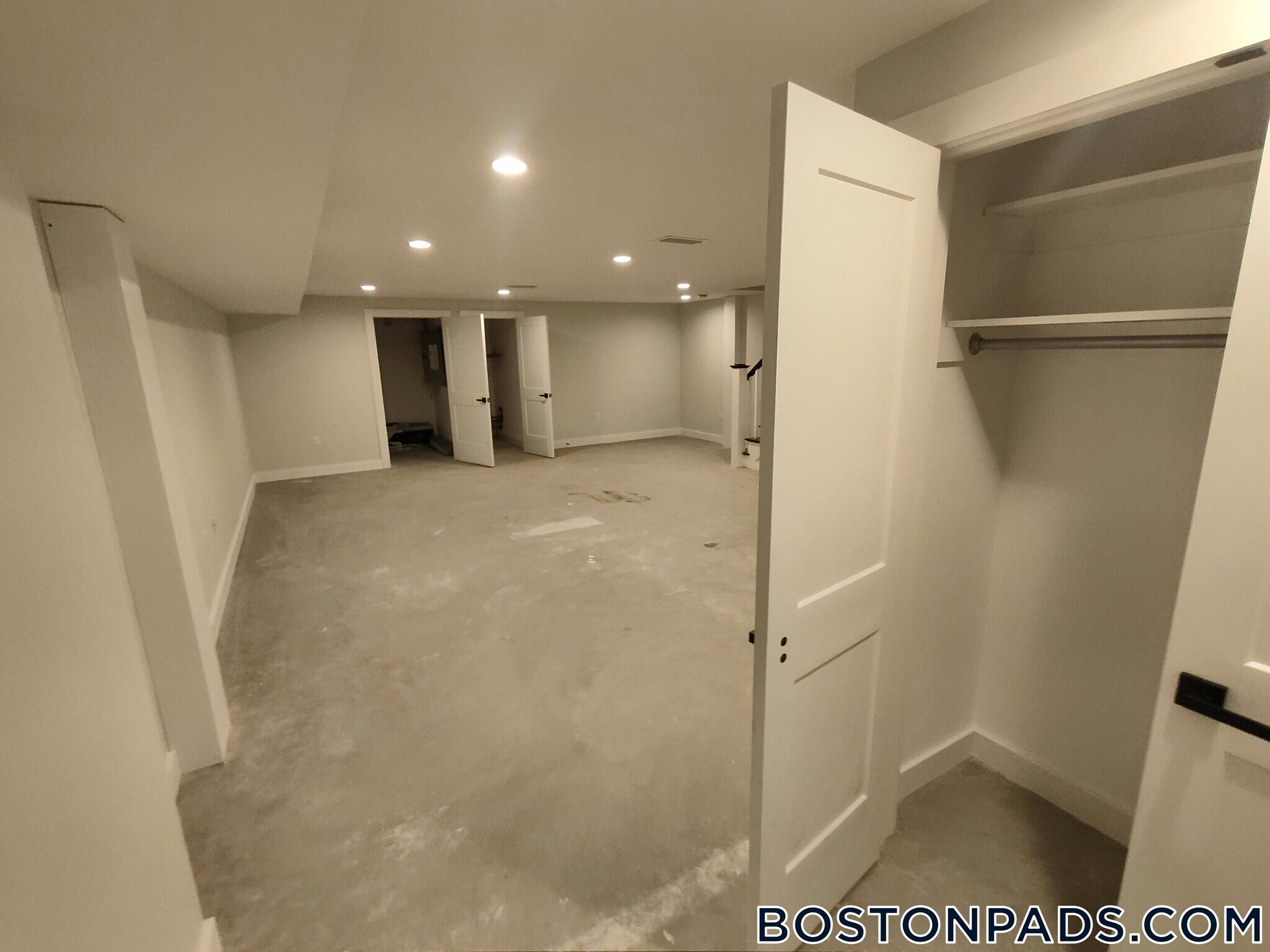 Building Photo - 54 Taylor St