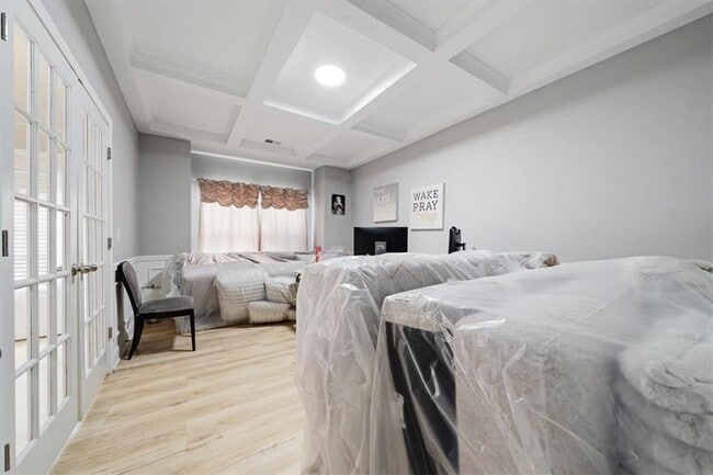 Building Photo - 3355 Palmer Lake Pointe