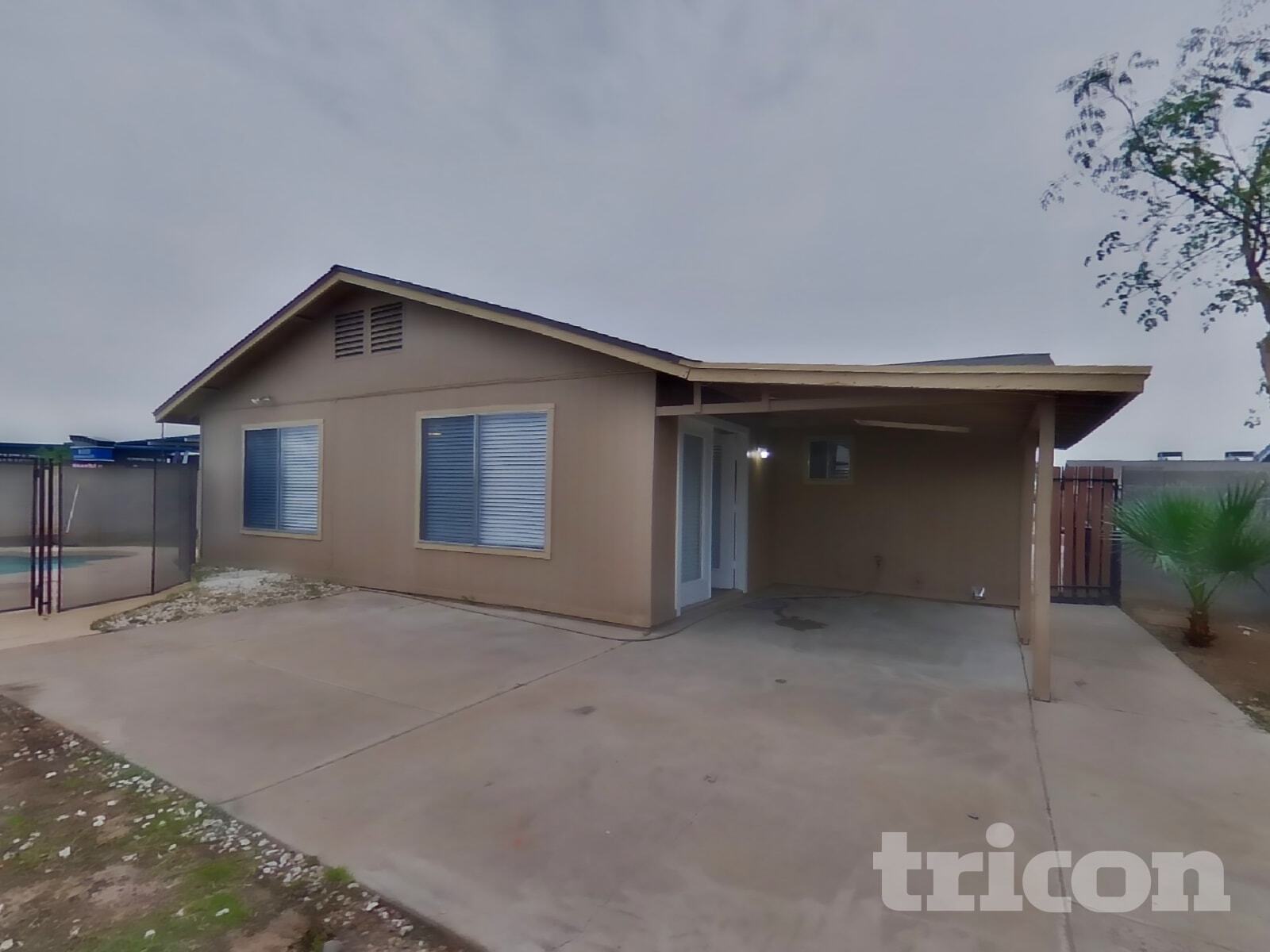 Building Photo - 904 W Yale Dr