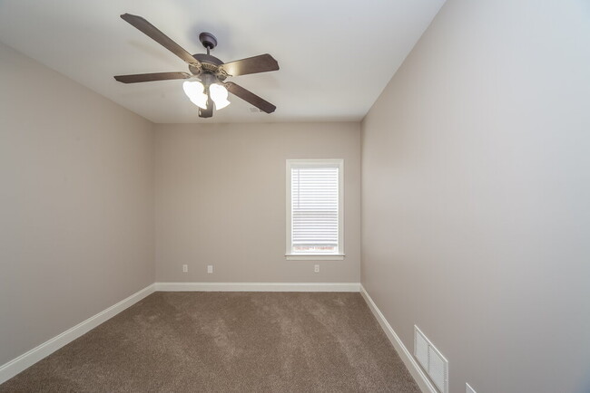 Building Photo - 6416 Arbor Lake Dr E