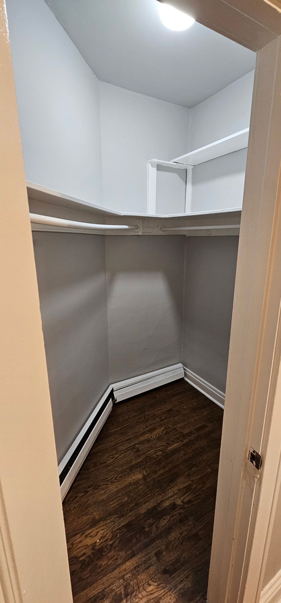 Building Photo - 3819 N Drake Ave