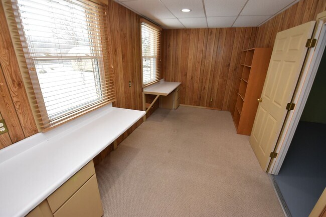 Building Photo - River Front Home in Elkhart IN, lawn care ...