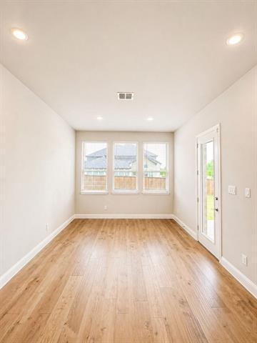 Building Photo - 7417 Sanctuary Dr