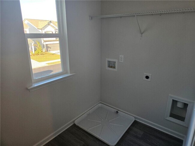Building Photo - 705 Shetland Trl