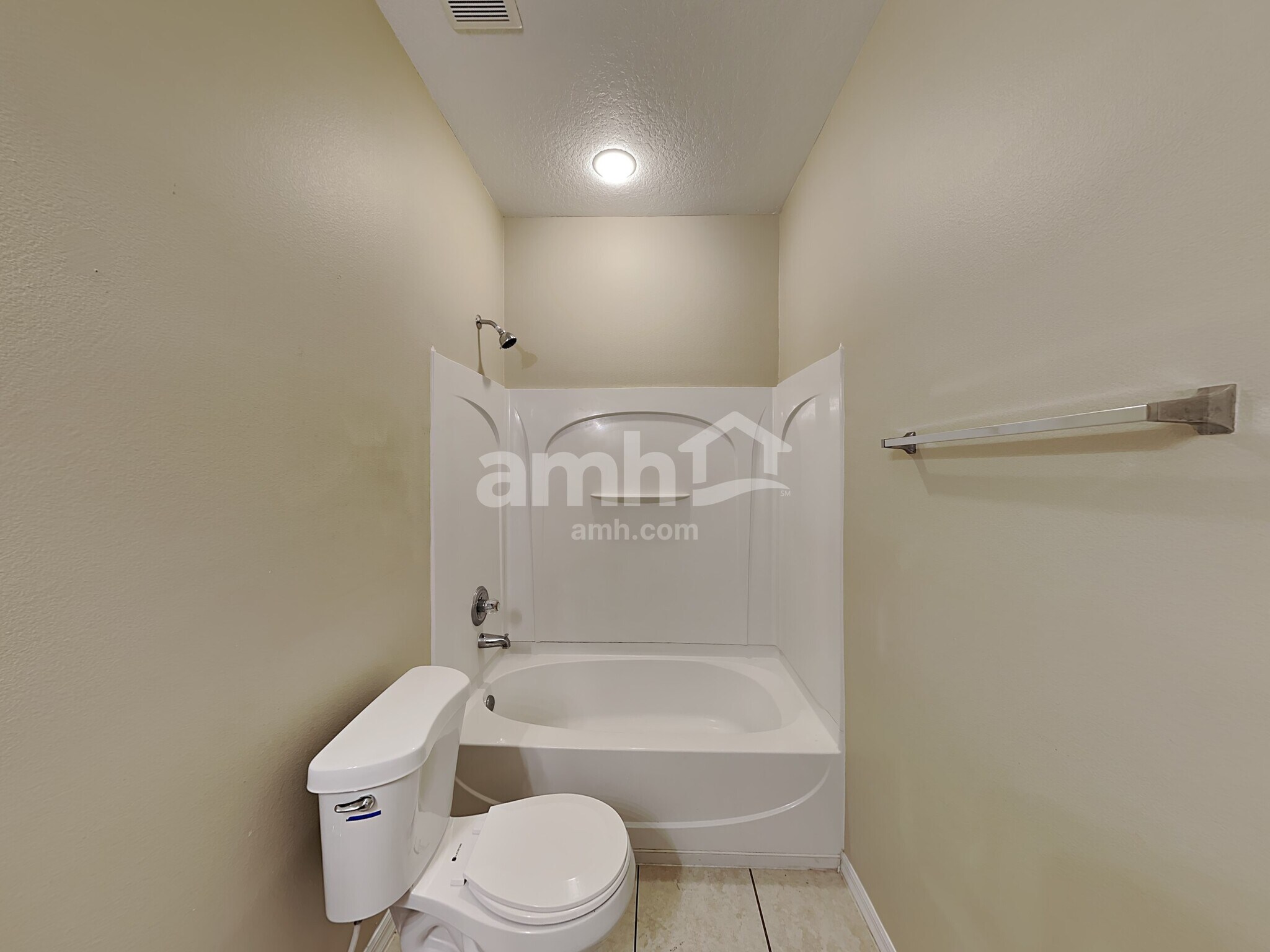 Building Photo - 5028 Gandross Ln