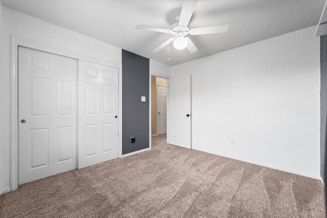 Building Photo - 29639 Turnbury Village Dr