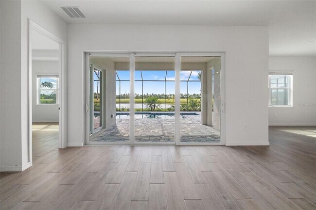 Building Photo - 5604 Lightning Whelk Ln
