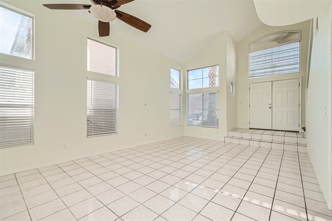 Building Photo - 7516 Sea Spray Ave