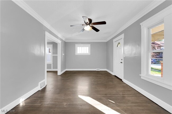 Building Photo - 3510 W 125th St