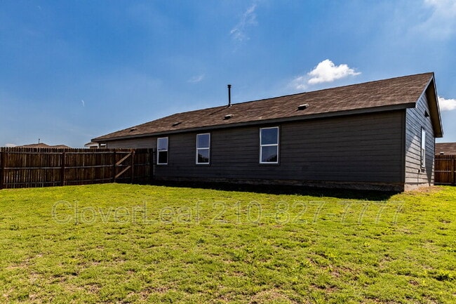 Building Photo - 4407 Grassland Pass