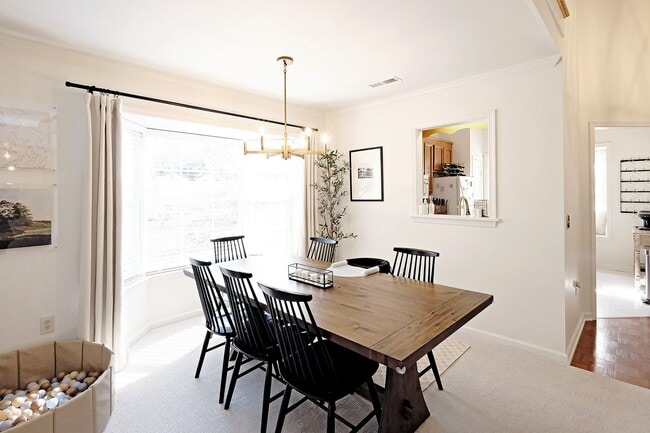 Building Photo - End-Unit Forest Lakes North Townhome