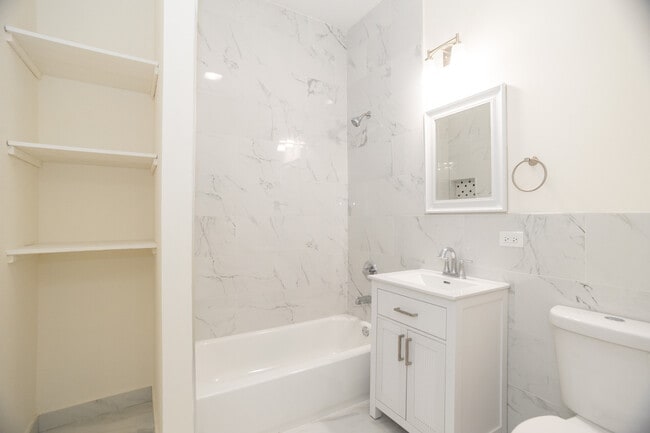 Building Photo - 1524 S 51st Ct