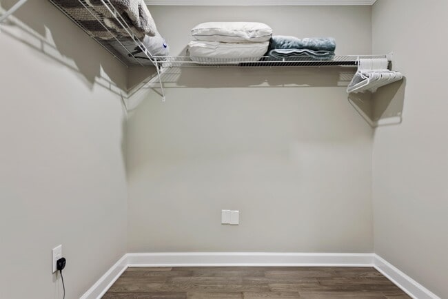 Building Photo - 112 Magnolia Cir