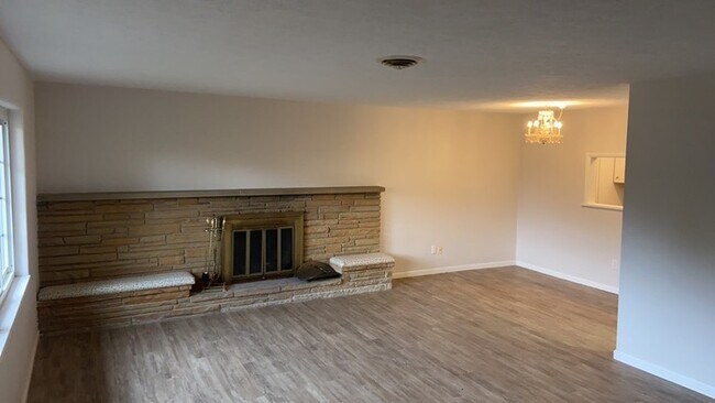 Building Photo - 5194 Wheaton Street