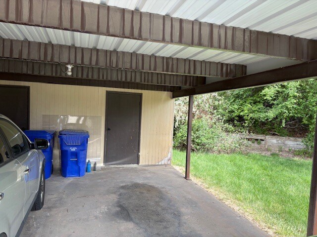 Building Photo - 214 W 650 S