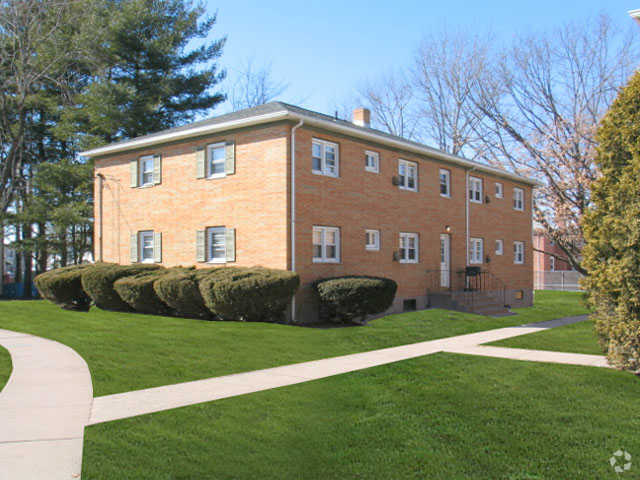 Building Photo - Deerfield Park Apartments