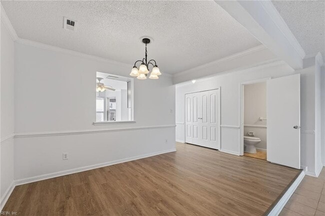 Building Photo - 4738 Greenlaw Dr