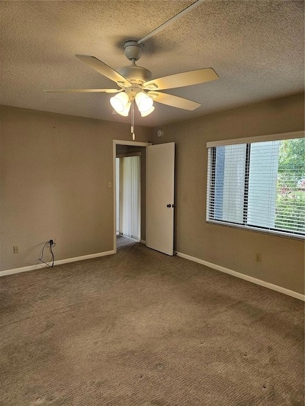 Building Photo - 7 Escondido Cir