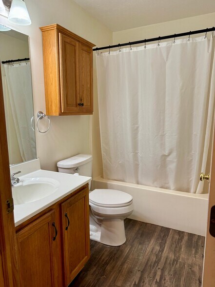 Building Photo - 4290 OH-601