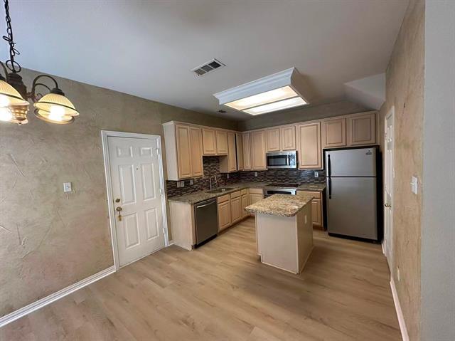 Building Photo - 18719 Riverstone Ct