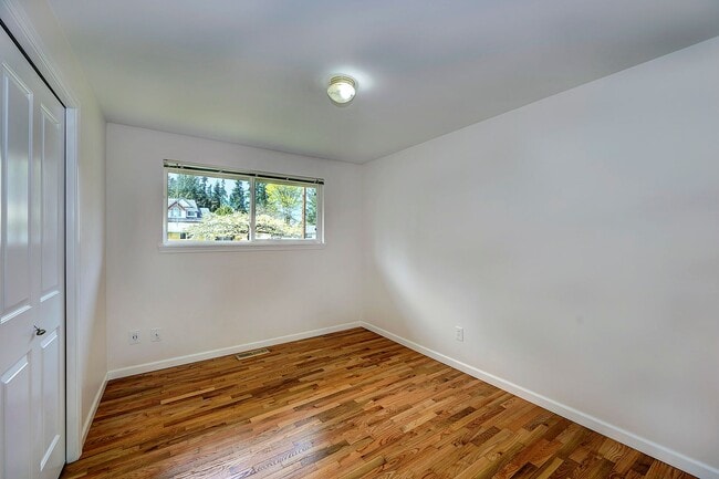 Building Photo - Lynnwood Rambler