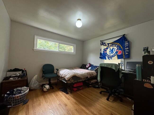 Building Photo - Spacious Home close to VT campus - 3bd 2ba