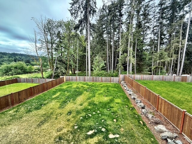 Building Photo - 2405 NE Waterlily Wy